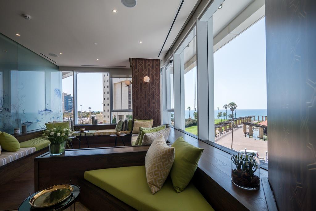 David Tower Hotel Netanya By Prima Hotels - 16 Years Plus Exterior foto The interior of a suite at the InterContinental